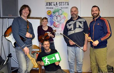 skupina Jebe'la cesta