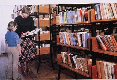 notranjost stare knjižnice ksaverja meška